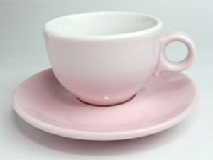 【FBCインターナショナル】オリジナル 有田焼 ラテ 椀皿 ピンク