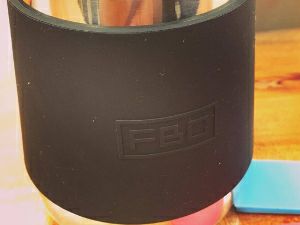【販売終了】FBC オリジナル RW ハンドルフリーピッチャー用シリコンラバー 12oz. ブラック