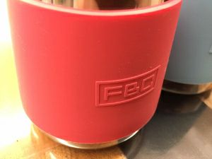 【販売終了】FBC オリジナル RW ハンドルフリーピッチャー用シリコンラバー 12oz. ピンク