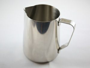 FBC ハンドルトップ ロゴ ラテアートピッチャー 20oz.