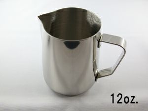 【ミルクピッチャー】Revolution ザ クラシック ラテアートピッチャー 12oz 口尖り加工