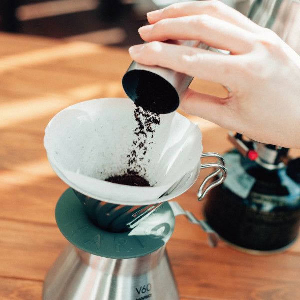 【ハリオ】V60 メタルコーヒーミル コーヒー豆17g ヘアラインシルバー