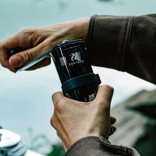 【販売終了】【ハリオ】ハンドコーヒーミル Zebrang コーヒー豆24g 2杯用 ブラック