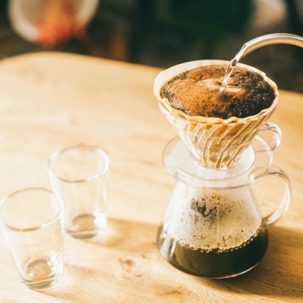 【ハリオ】V60 Glass Brewing Kit 1～4杯用 V60計量スプーン・VCF-02W 40枚付き 透明